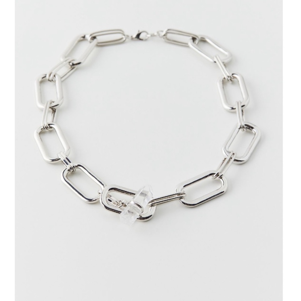 NWT URBAN OUTFITTERS Stone Toggle Chain Necklace in Silver Tone